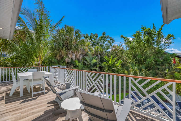 Deck - Main Floor