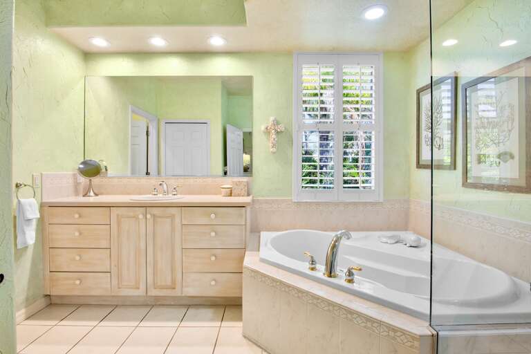 Primary Ensuite Bathroom