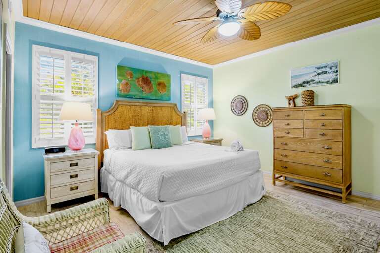 Primary Bedroom, King bed