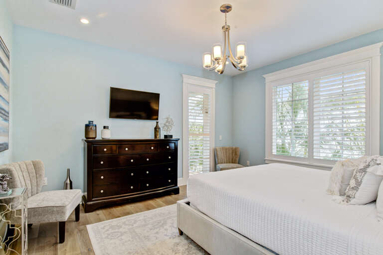 Primary Bedroom - King