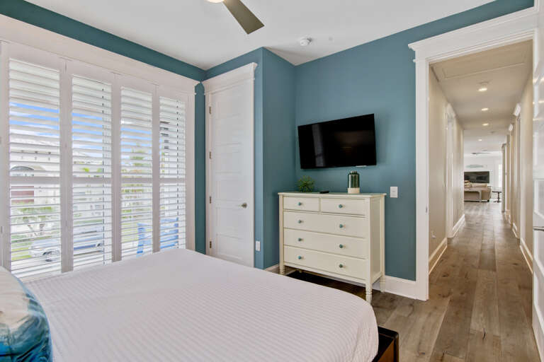 Third Bedroom - King