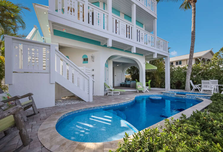 Private Pool and Spa
