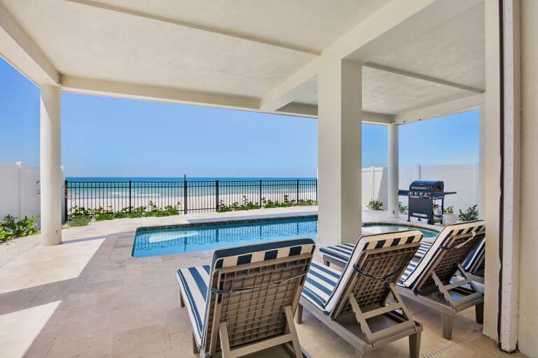 Pool, Spa, and Lounge - Tarpon Lookout by Anna Maria Island Accommodations