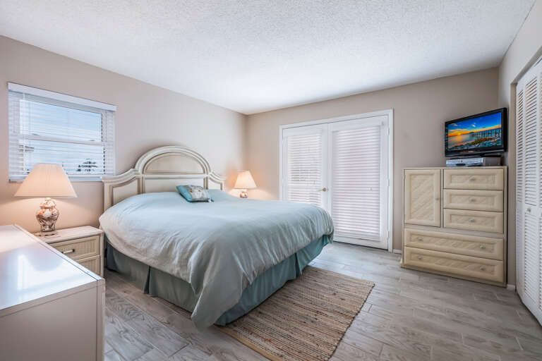 Primary Bedroom - King