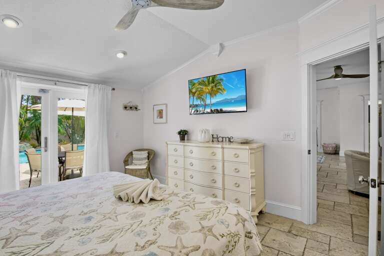 Primary Bedroom, King