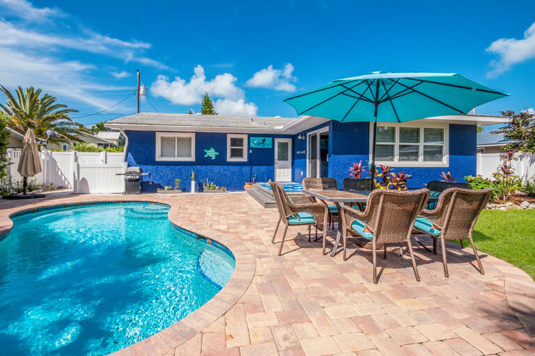 Private Pool Area
