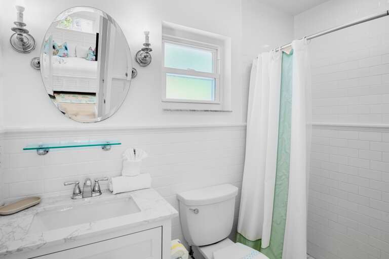 Primary Bathroom, Ensuite