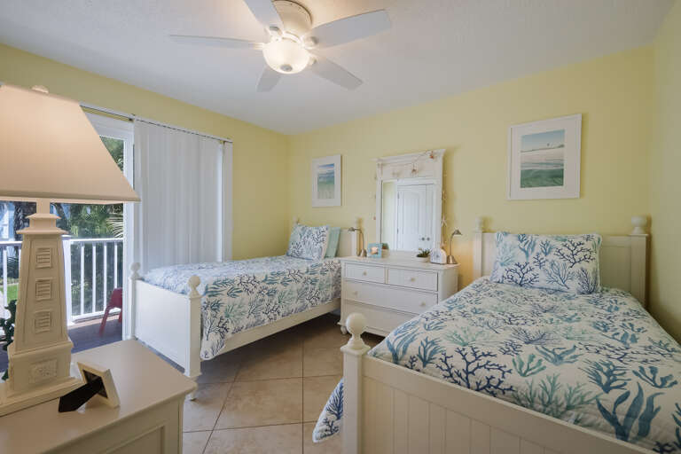 Second Bedroom - Two Twins