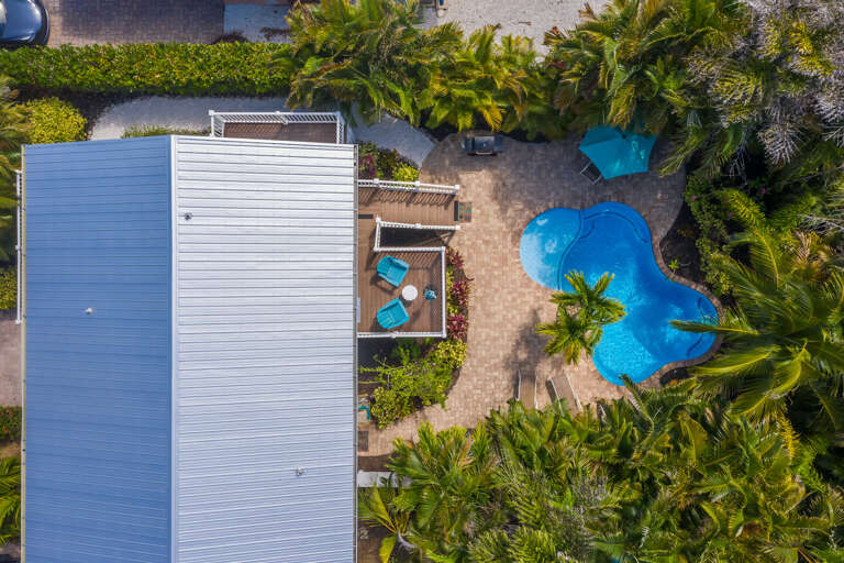 Pineapple Palms - By Anna Maria Island Accommodations