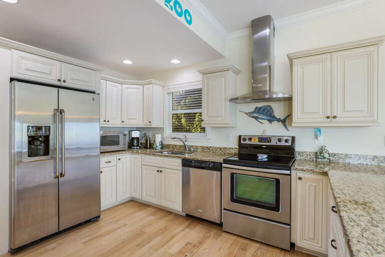Fully Equipped Modern Kitchen