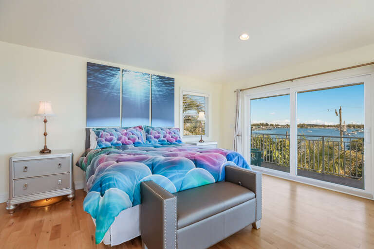 Primary Bedroom, King