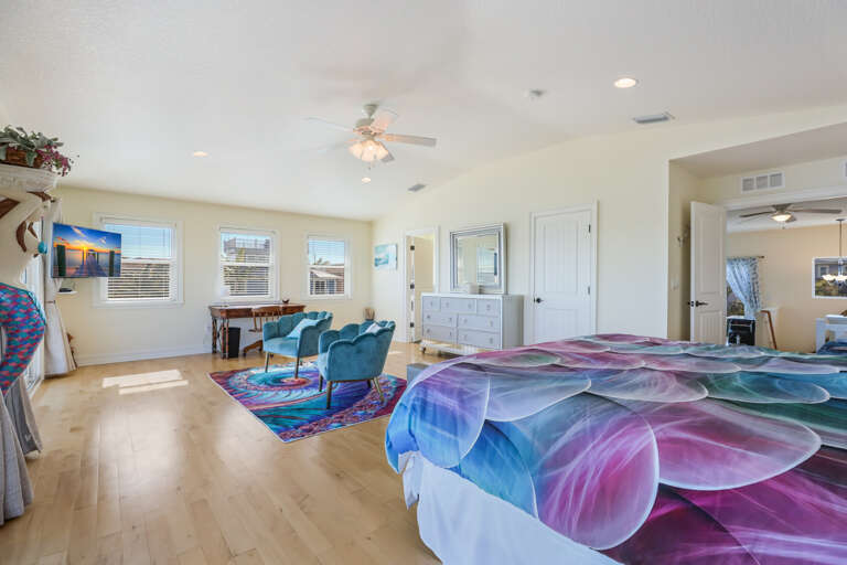 Primary Bedroom, King