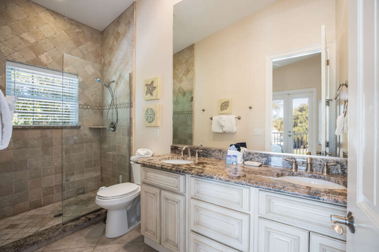 Primary Bedroom-Ensuite Bathroom