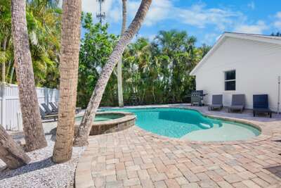 Private Pool and Spa