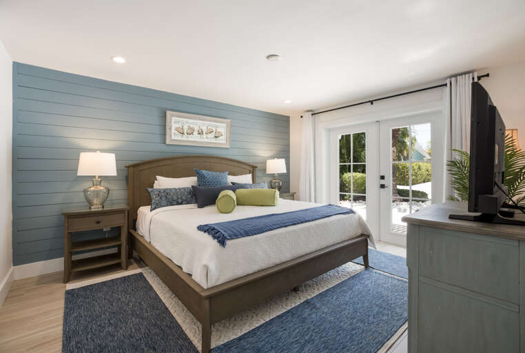 King Bed