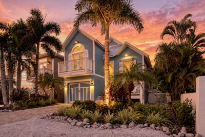 Key Largo Cottage by Anna Maria Island Accommodations