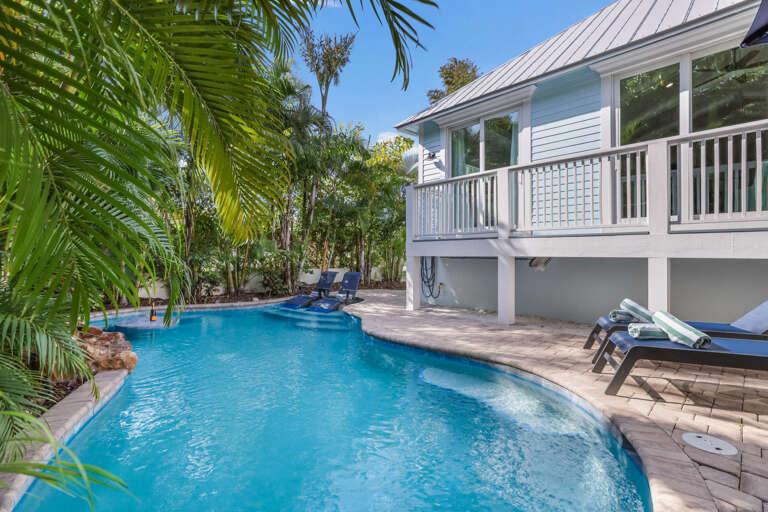 Private pool areas