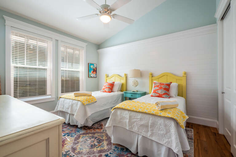 Additional Bedroom- Two Twins