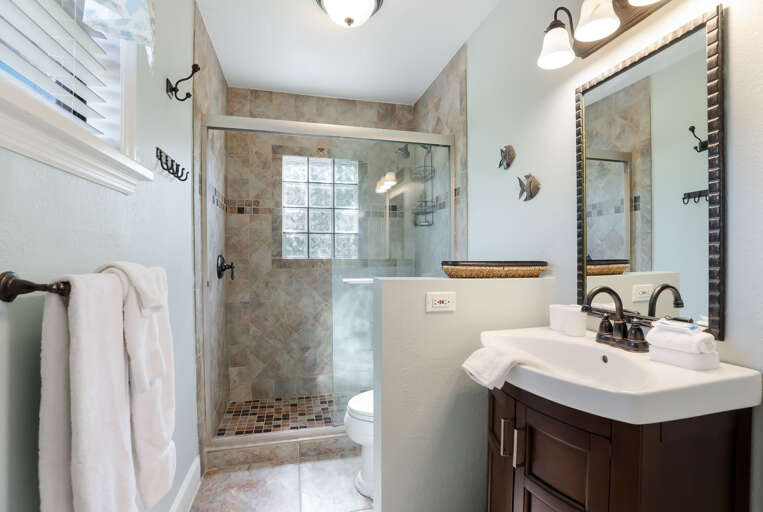 Ensuite With Soaking Amenities