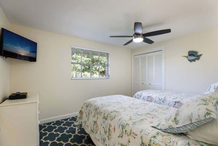 Third Bedroom - Two Twins