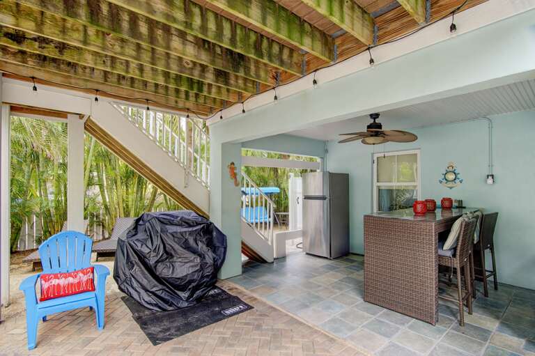 Outdoor Dining Area
