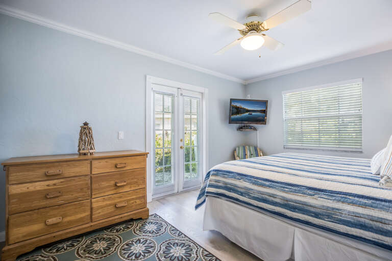 Second Bedroom - King