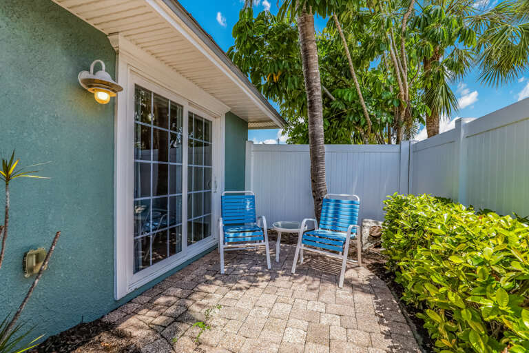 Patio With Seating