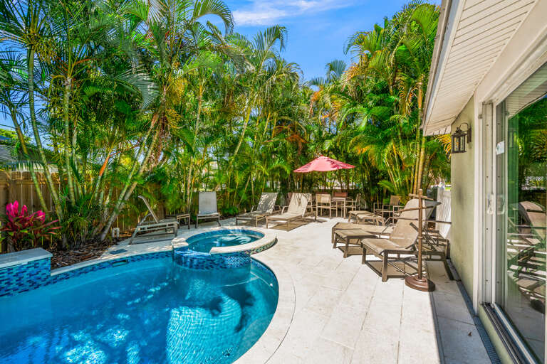 Private pool with spa and outdoor dining area