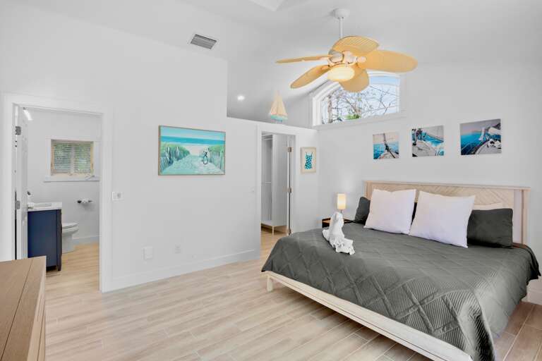 Primary Bedroom, King