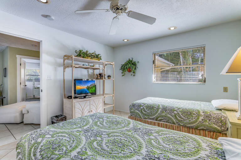 Additional Bedroom-Twins