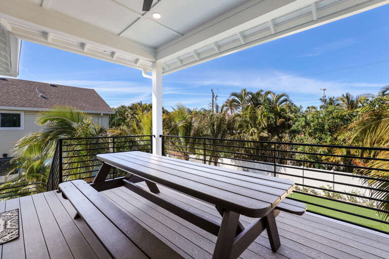 Balcony Dining