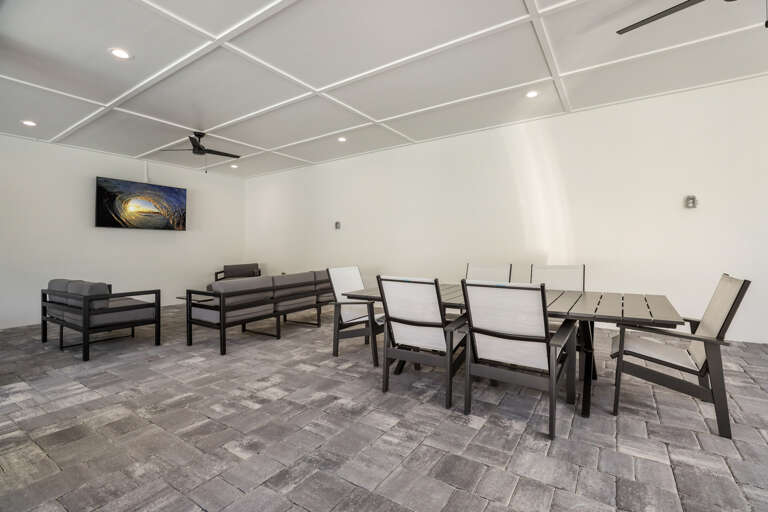 Outdoor Dining and Living Space
