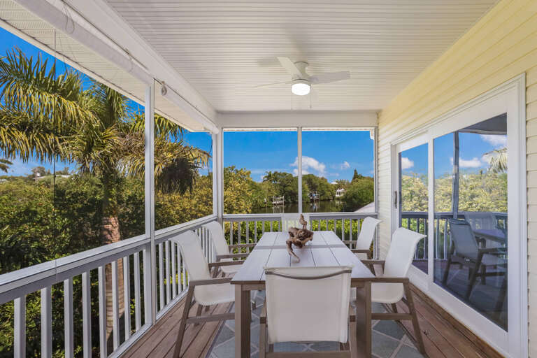 Private Deck