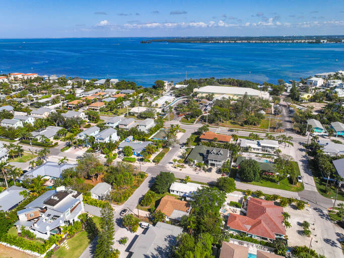 Private Palms by Anna Maria Island Accommodations