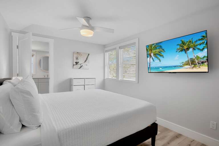 Second Bedroom - King