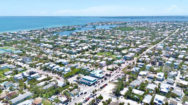 Aerial view of the island’s charming beach community.