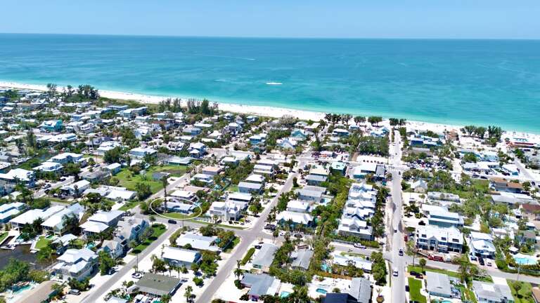 Located just minutes from the white sand beaches of Anna Maria Island.