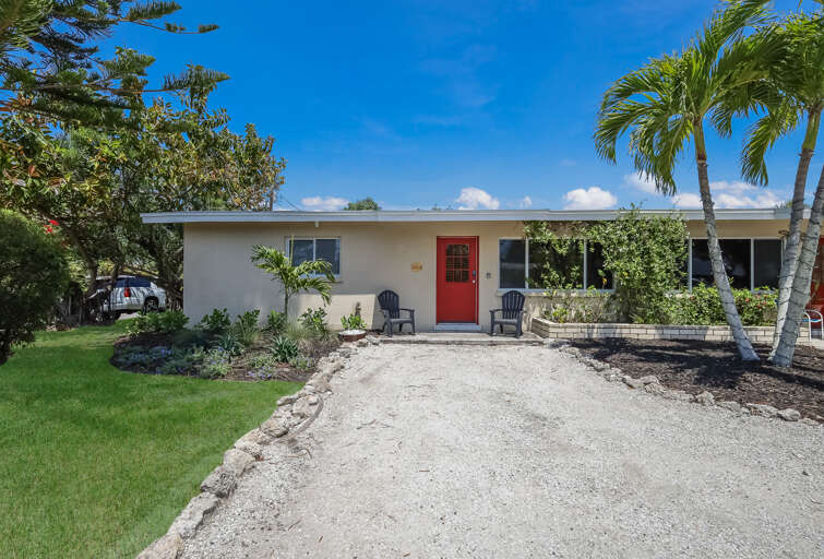 Charming front view of the home