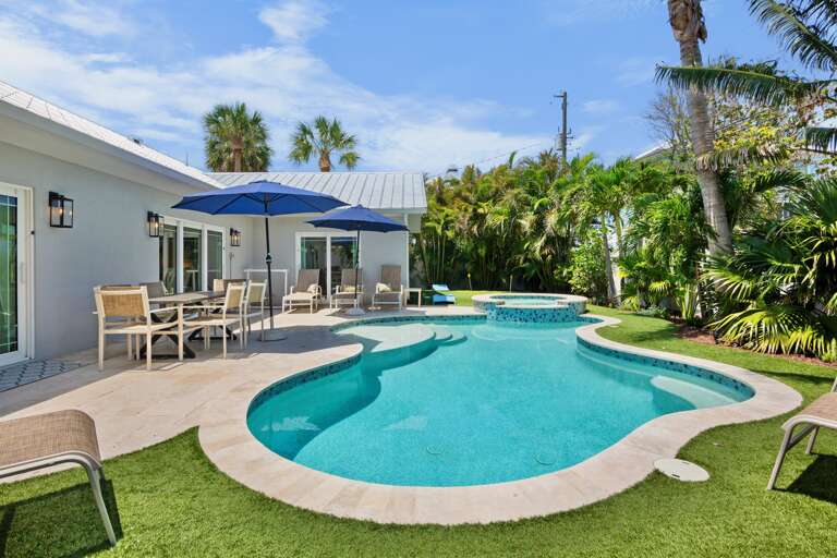 Private Pool and Spa
