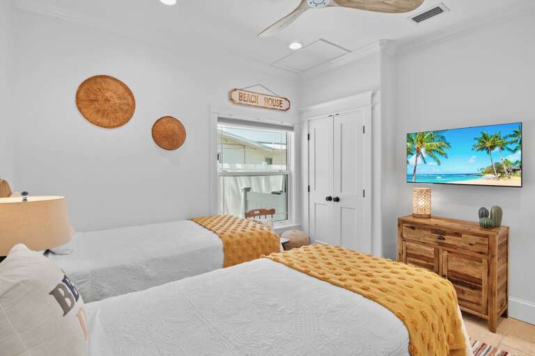 Fourth Bedroom - Two Twins