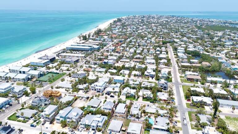 Island Chic by Anna Maria Island Accommodations