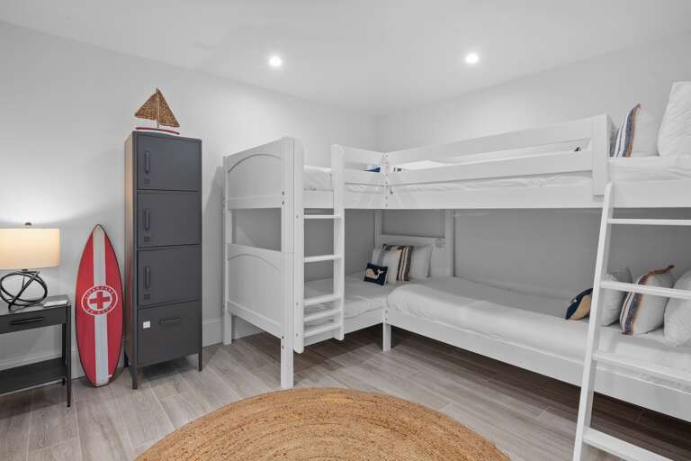 Bonus Room - Two Twin/Twin Bunks