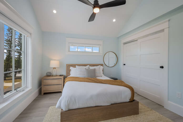 Third Bedroom - Queen