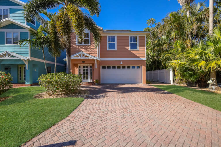 Inviting Entryway to Home