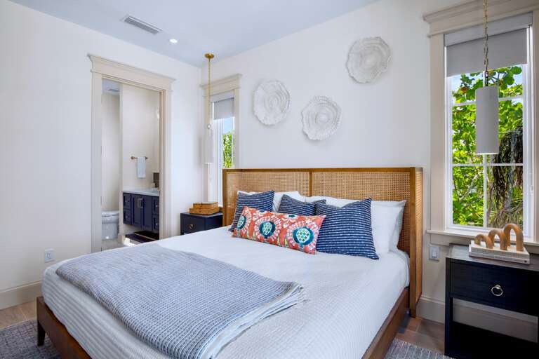 Second Bedroom, King