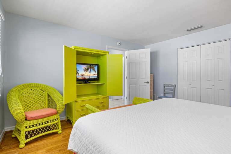 Primary Bedroom, 2nd Floor - King bed