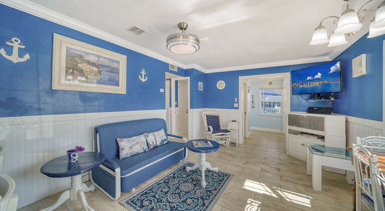 Indoor Lounge - AMI Accommodations