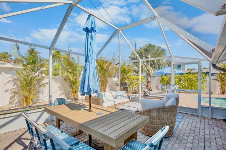 Outdoor Dining Area