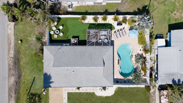 House with private pool