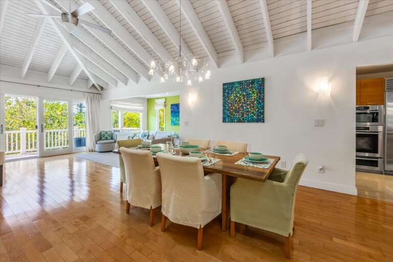 Dining room to living room